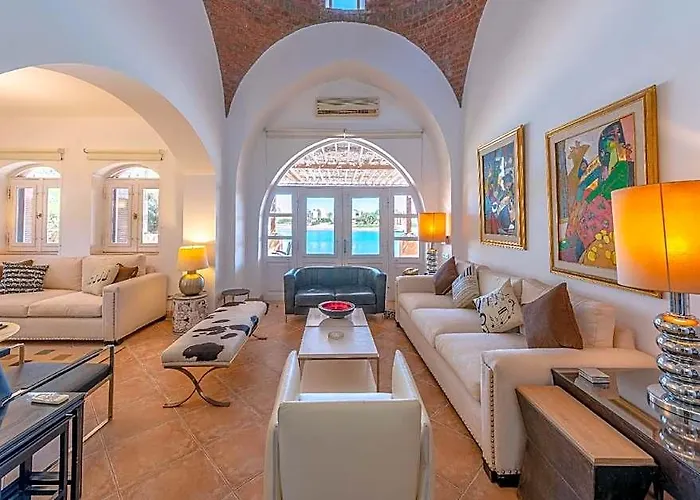 Vesta - Luxury - 3br - Ancient Sands Hotel 2*