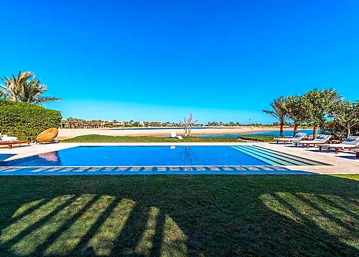 Vesta - Luxury - 3br - Ancient Sands Hotel 2*